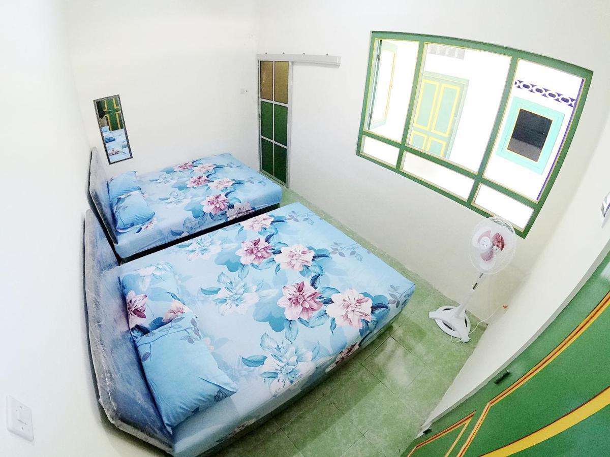 Ngadiwinatan Alleyway Guest House Jogja Джокьякарта Экстерьер фото